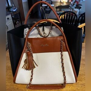 Itzy Ritzy Boss Tote Diaper Bag- BRAND NEW!